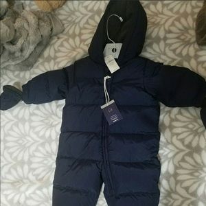 Baby Gap Snowsuit ❄️